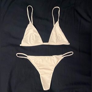 SOLD❌don’t buy Benoa body set in noni both size smal